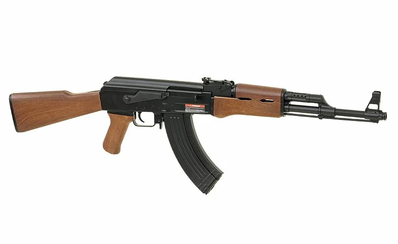 Fusil eléctrico de Airsoft AK47 CM.522 de Cyma, Negro y Madera, Gearbox metálico, Batería incluida, Cargador 500 Bolas 6 mm Incluido. Disparo Semi y automático. Potencia 1 Julio
