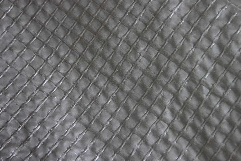 Capa de protección contra la humedad, piel de elefante, original del Ejército Alemán, color verde oliva aprox.2,20 x 1,00 m