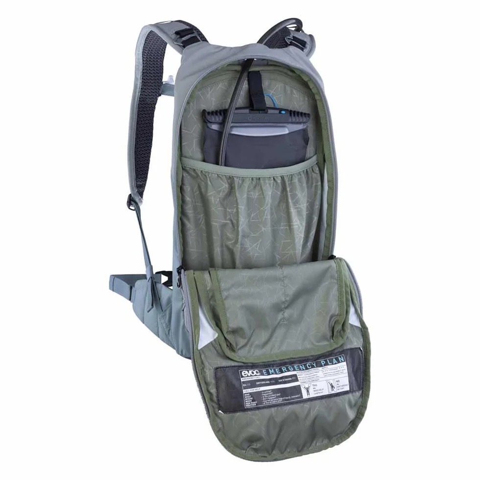 EVOC STAGE 6, Backpack (verstellbare Schultergurte durch BRACE LINK, AIR FLOW CONTACT SYSTEM, wählbar mit Trinkblase oder ohne, inkl. Werkzeugfach, One Size)
