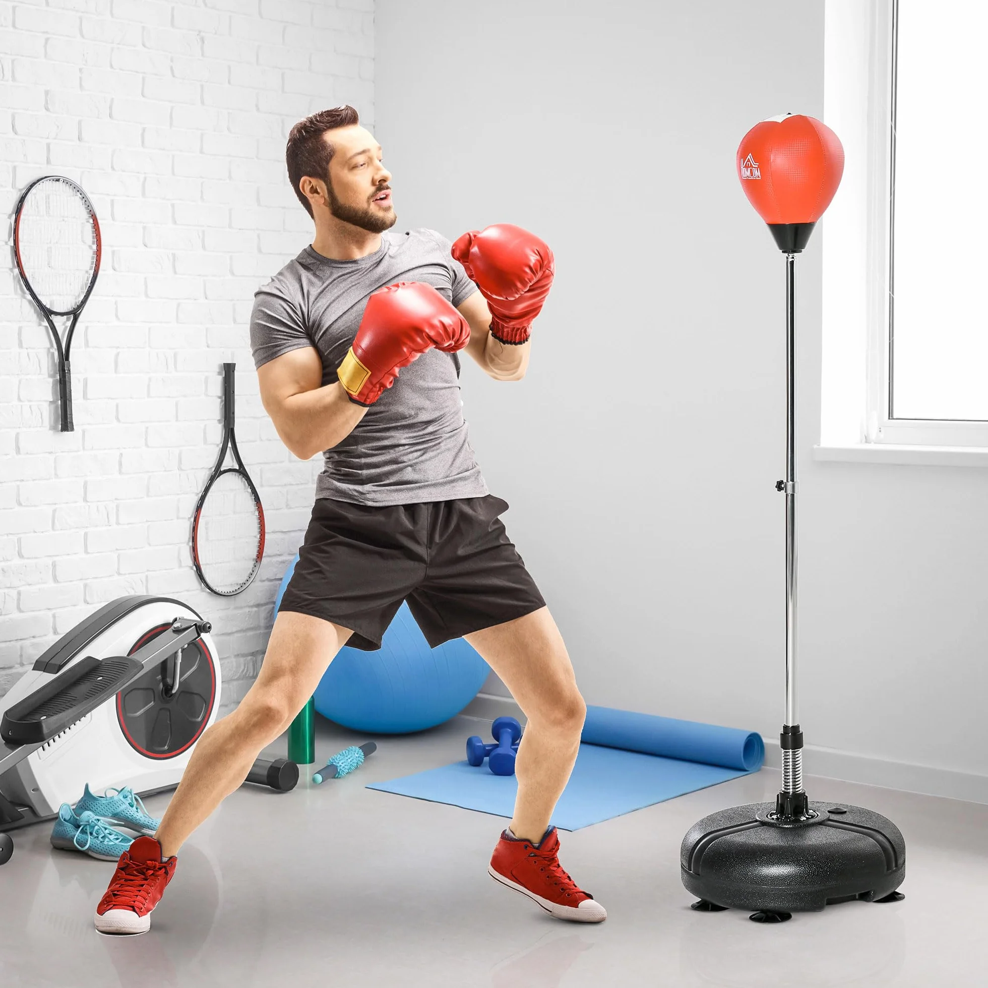 HOMCOM Saco de Boxeo de Pie con Altura Ajustable en 4 Niveles de 133-151 cm, Saco de Boxeo con Base Rellenable, Guantes e Inflador, para Adultos y Adolescentes