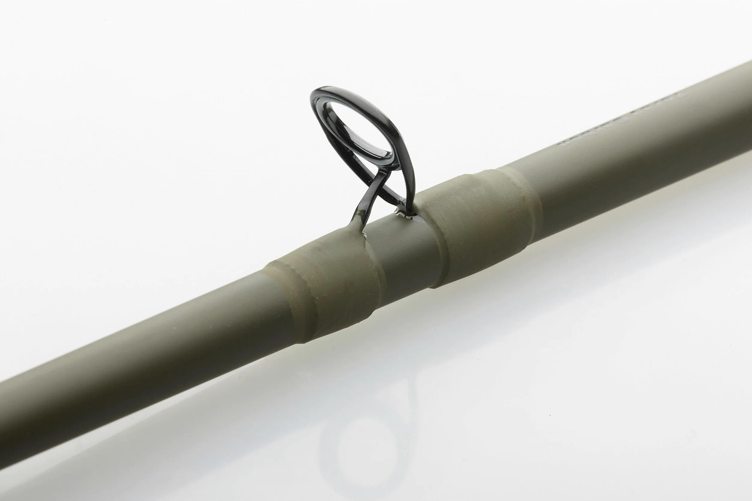 Savage Gear SG4 Caña Especialista en Cebos Grandes - Caña de Pescar Predator para Grandes Swimbaits y Jerkbaits - Diseñada para Lucio, Musky y Siluro en Agua Dulce y Salada 2.59M 110-220G