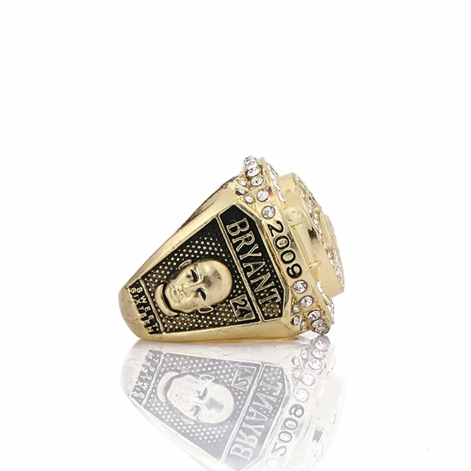 Anillo de Campeonato Kobe - Edición Coleccionista Regalo para Fanáticos de Los Ángeles Hecho a Mano