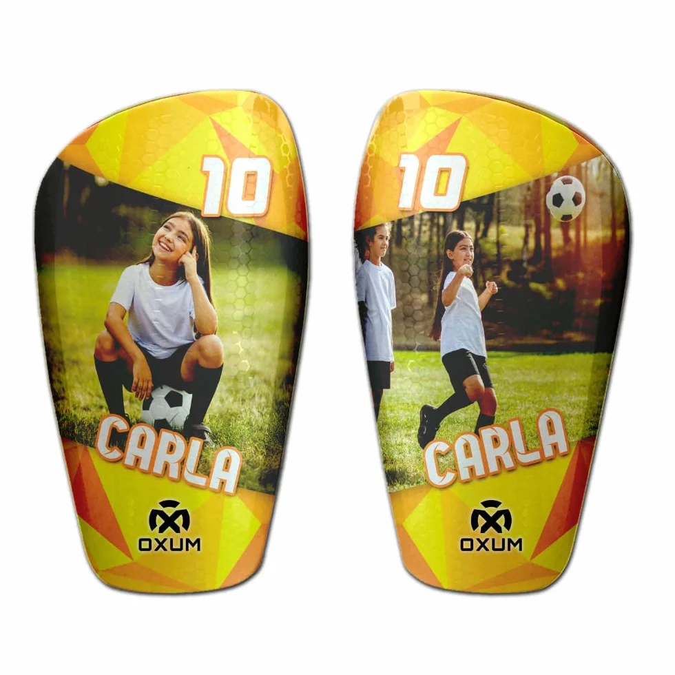 Oxum Sport - Espinilleras de Fútbol Personalizadas para niños y Adultos - Incluye tu número, tu Foto y tu Nombre para Personalizar Tus espinilleras. Bolsita para espinilleras de Regalo - Gama Pro