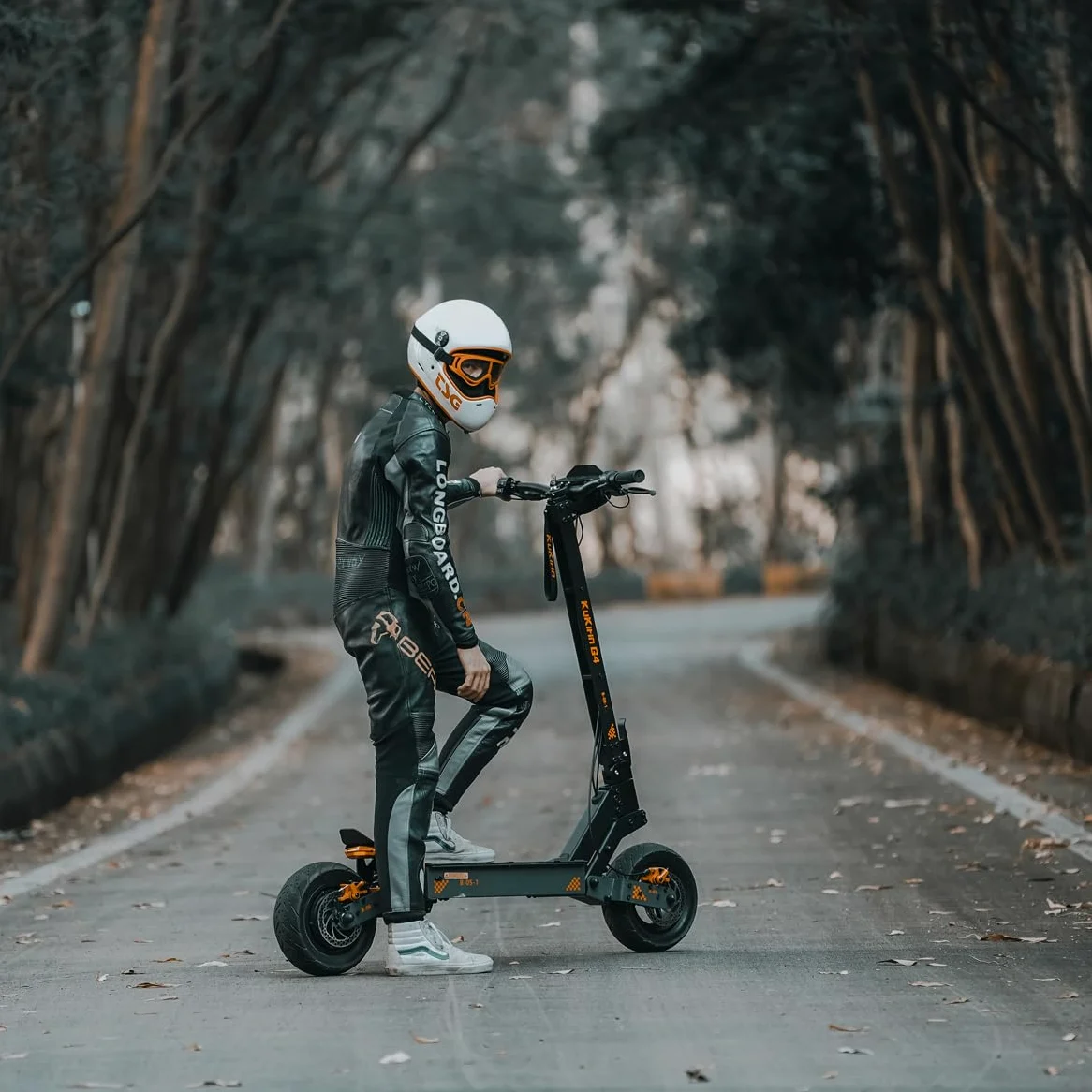 KuKirin G4 Scooter Eléctrico Recreativo Offroad, Neumáticos de Aire 11 Pulgadas, Estructura Reforzada, Estable y Robusto