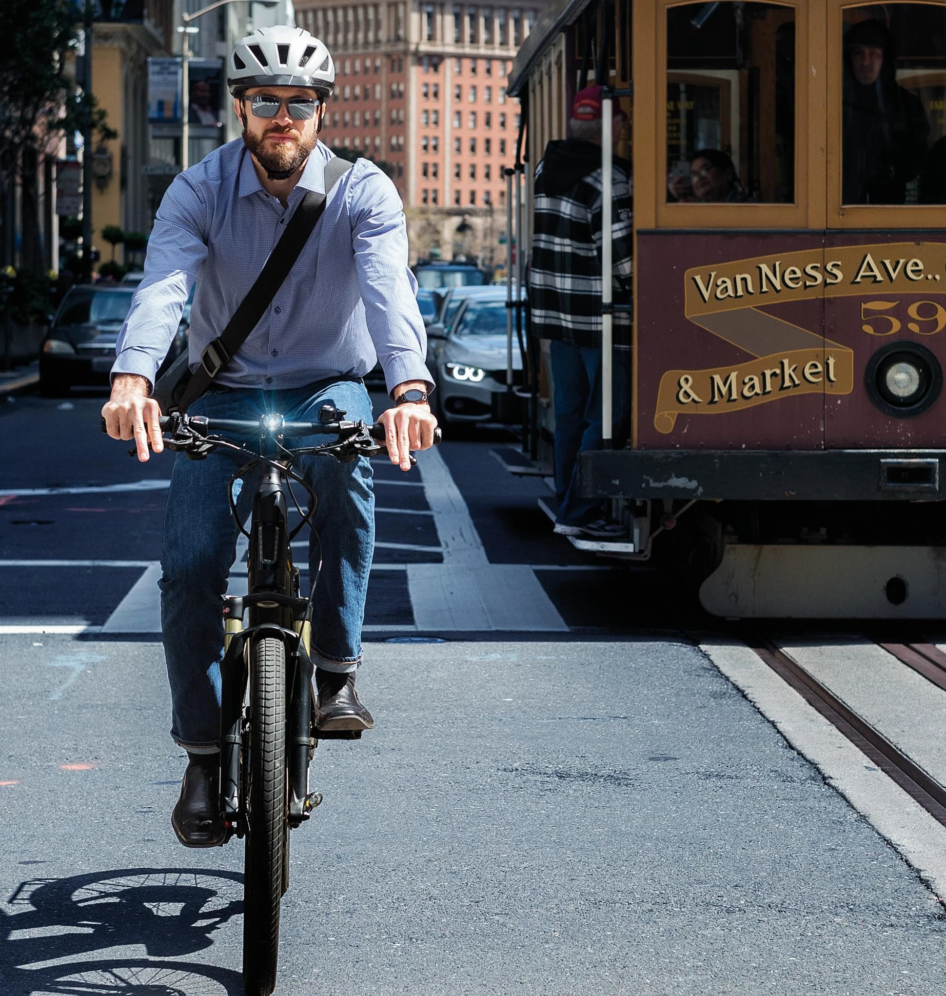 Casco urbano ABUS Pedelec 2.0 - Casco de bicicleta con luz trasera y protección para lluvia - Para el tráfico urbano - Para hombre y mujer