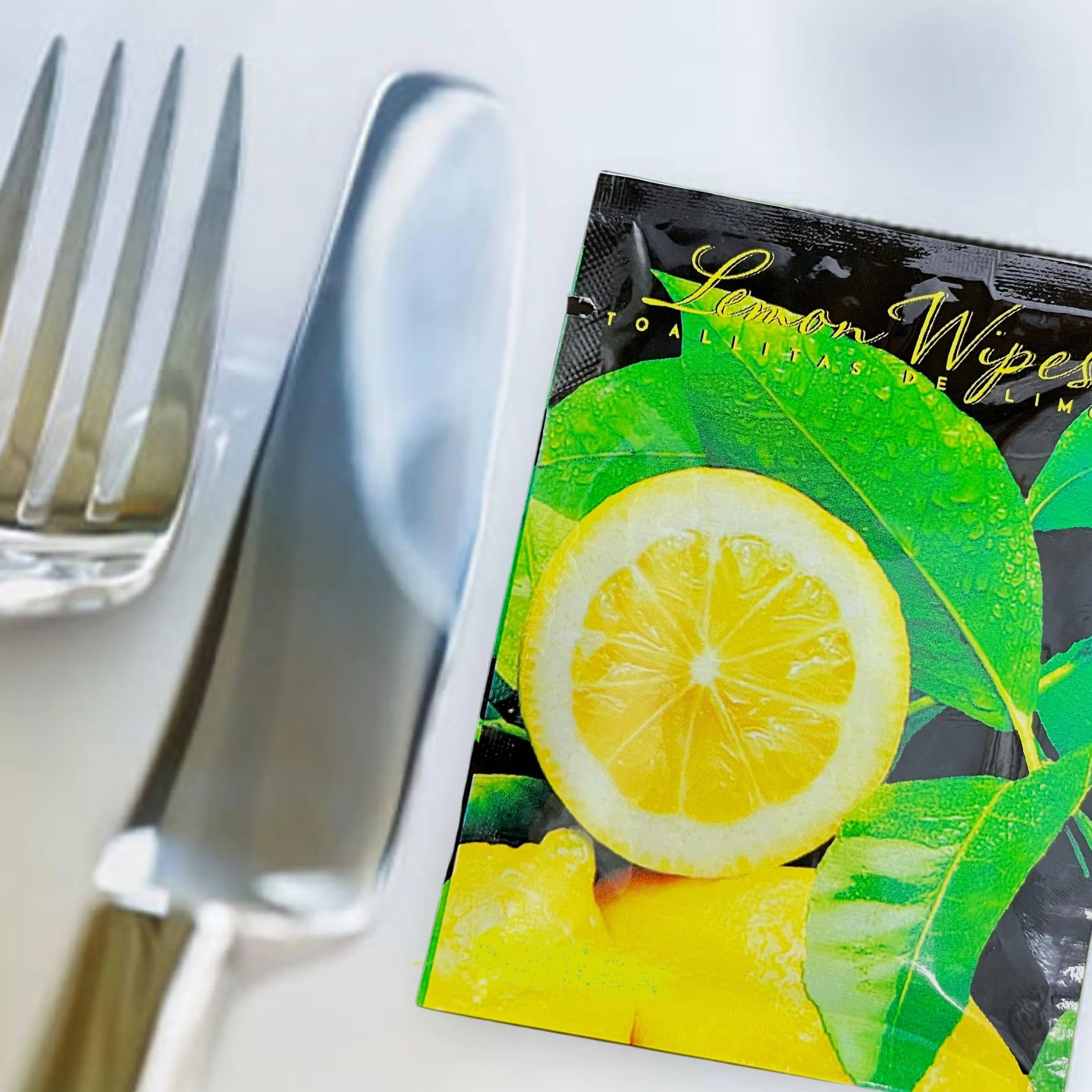 Toallitas Refrescantes Limón Lemon Wipes Suaves y Húmedas para Manos Sobres Individuales