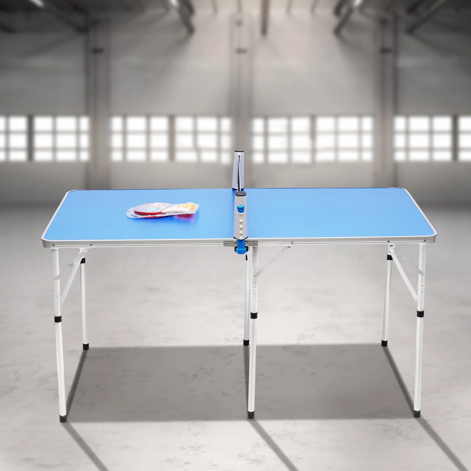 Mesa de ping pong plegable, mini mesa de ping pong con 2 raquetas, 3 pelotas y red de ping pong, mesa de ping pong para interior y exterior, 152 x 76 x 76 cm