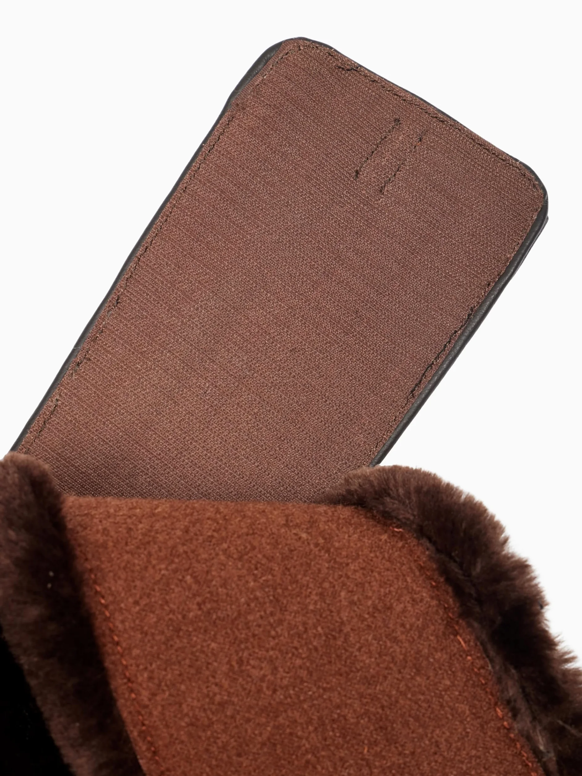 LeMieux Arika Simuwool Contorneado Corto Perno Contorneado - Forma anatómica - Cuero suave y flexible - Clip de mosquetón central - Forro de Simuwool desmontable