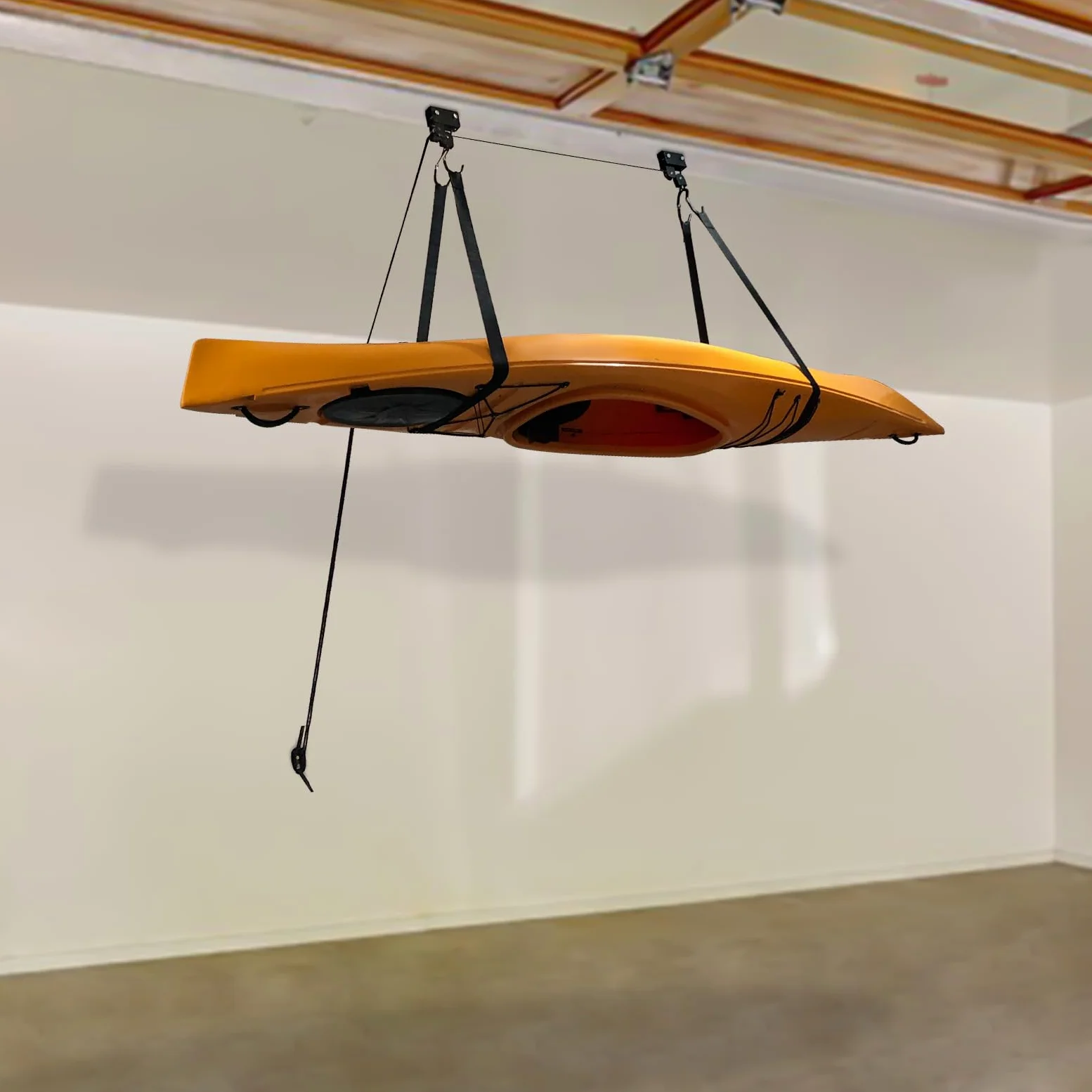 Sistema de polea superior para kayak, elevador de techo para kayak, kayak y canoa con cuerda resistente para colgar en la parte superior para canoas, escaleras de bicicletas y más con 57