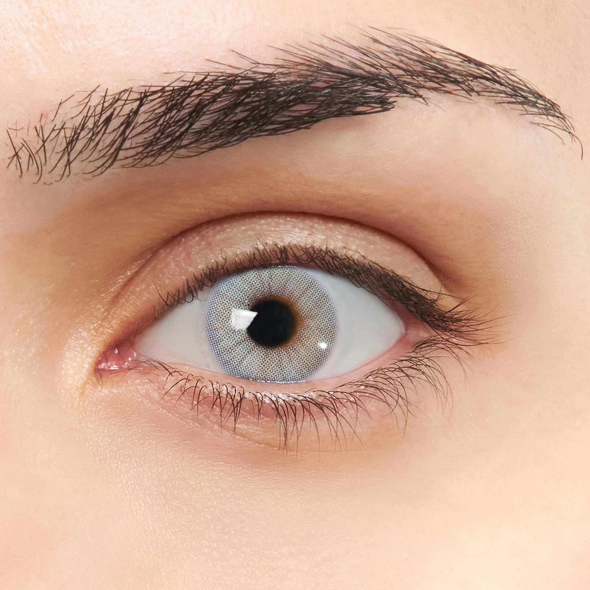 Lentillas de Contacto Color Celeste Claro Duración 1 Año Topacio VIP 2 Piezas Sin Aro