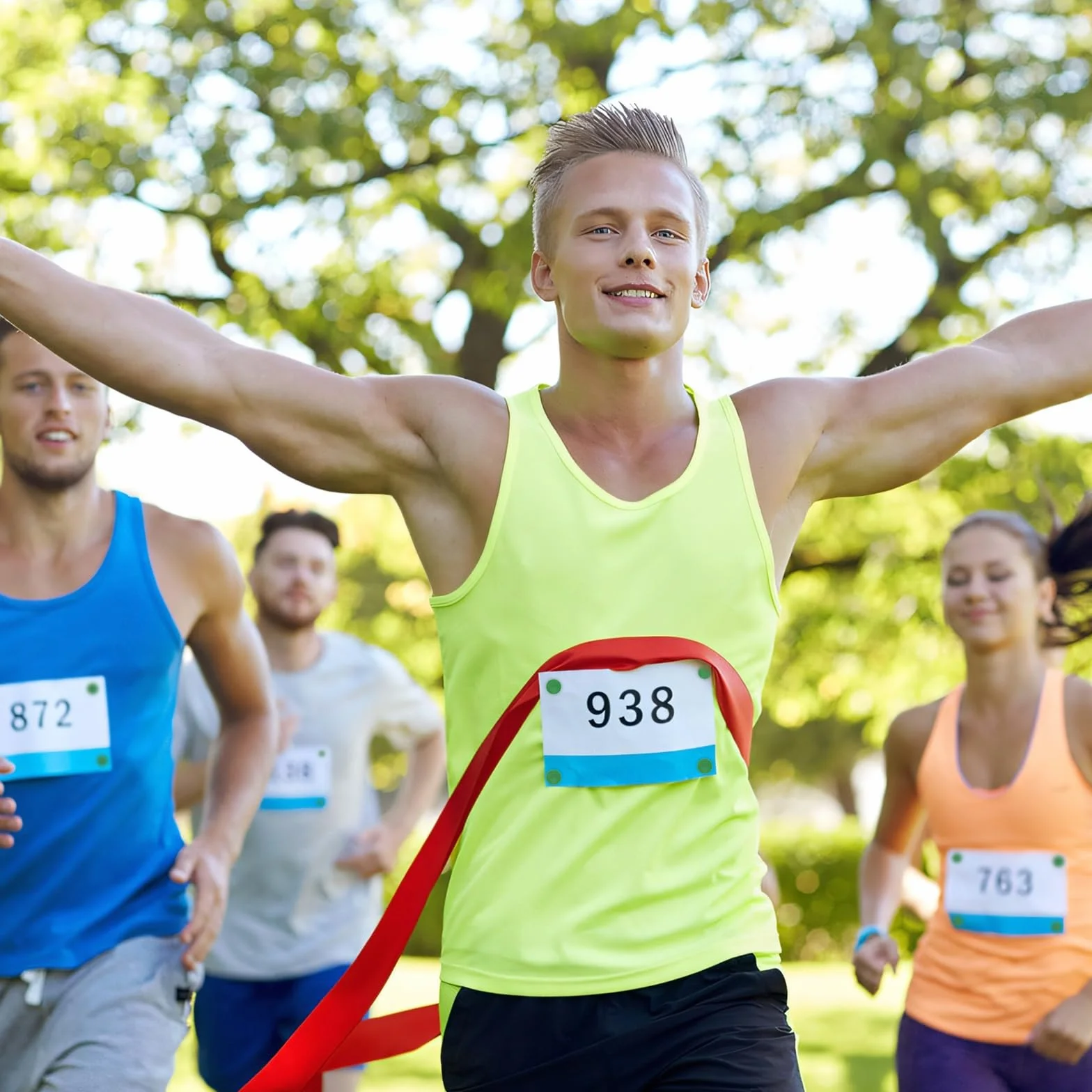 24 clips para números de carrera, sistema de fijación para hebillas de número de carrera, soporte para números de triatlón, cierre de maratón para carreras, eventos de campo de corredor,