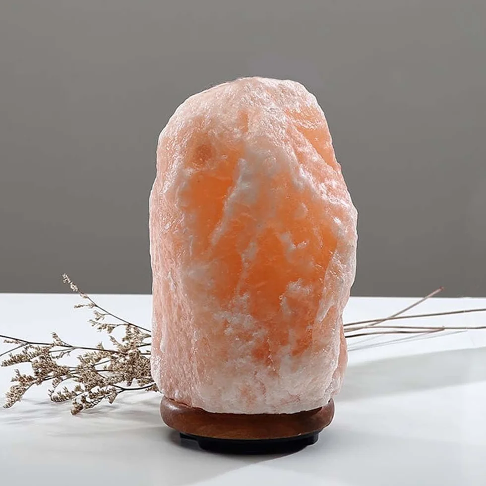 Lámpara de Sal del Himalaya Natural 1.5-2kg PLUS HOME con Bombilla LED Enchufe Europeo