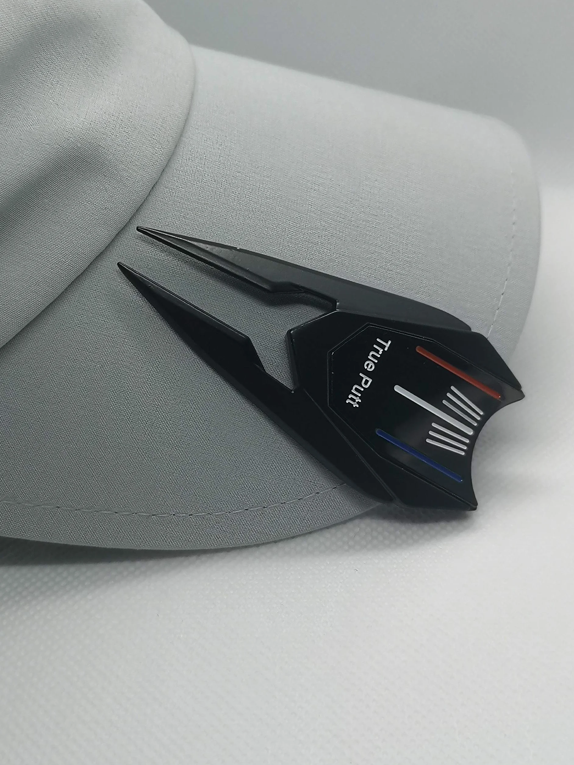 Vorlich Herramienta de reparación de marcas de paso marcador magnético para pelotas de golf plateado