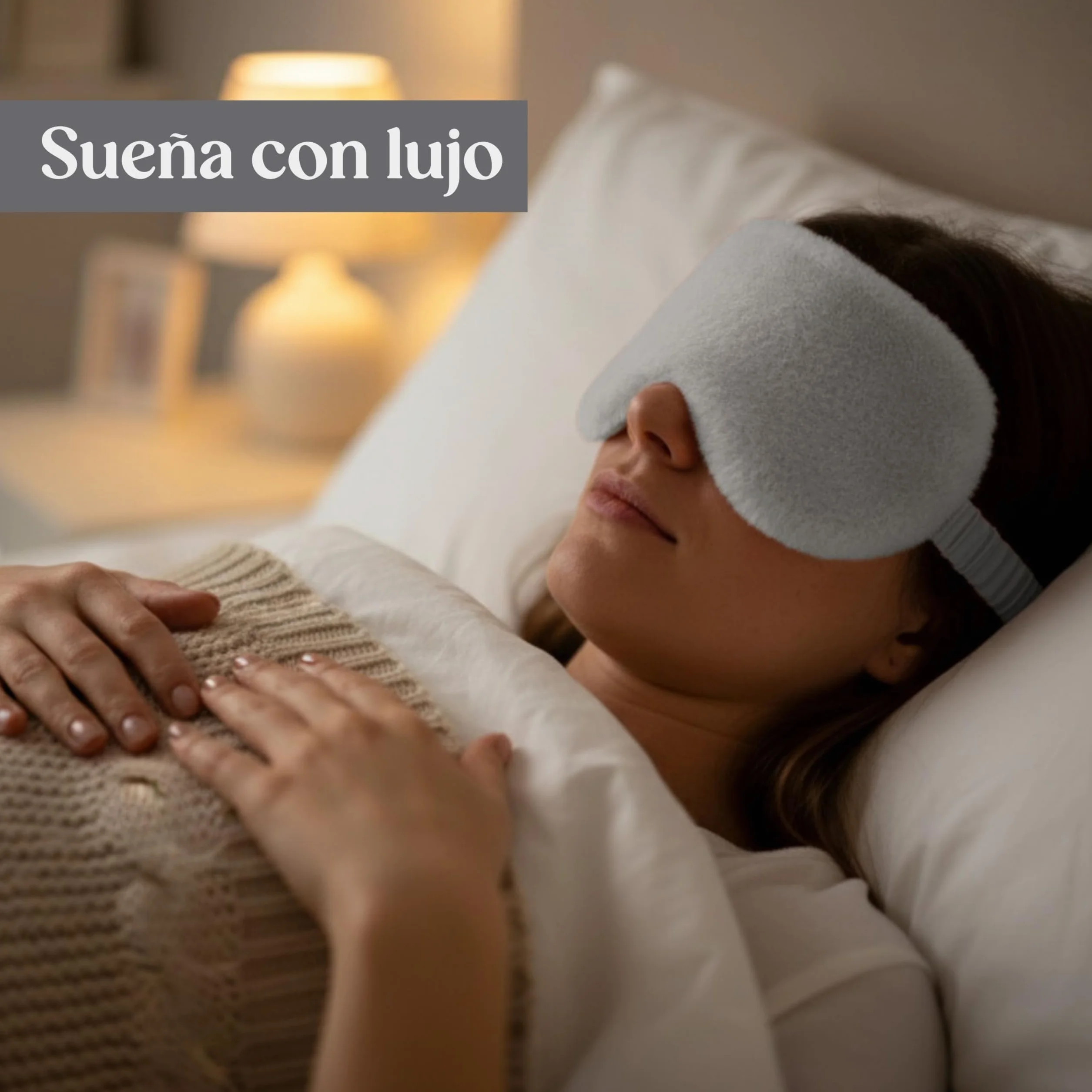 Regalo Mujer Set con Bolsa de Agua Caliente Gris, Calcetines de Felpa, Vela de Lavanda, Máscara para Ojos