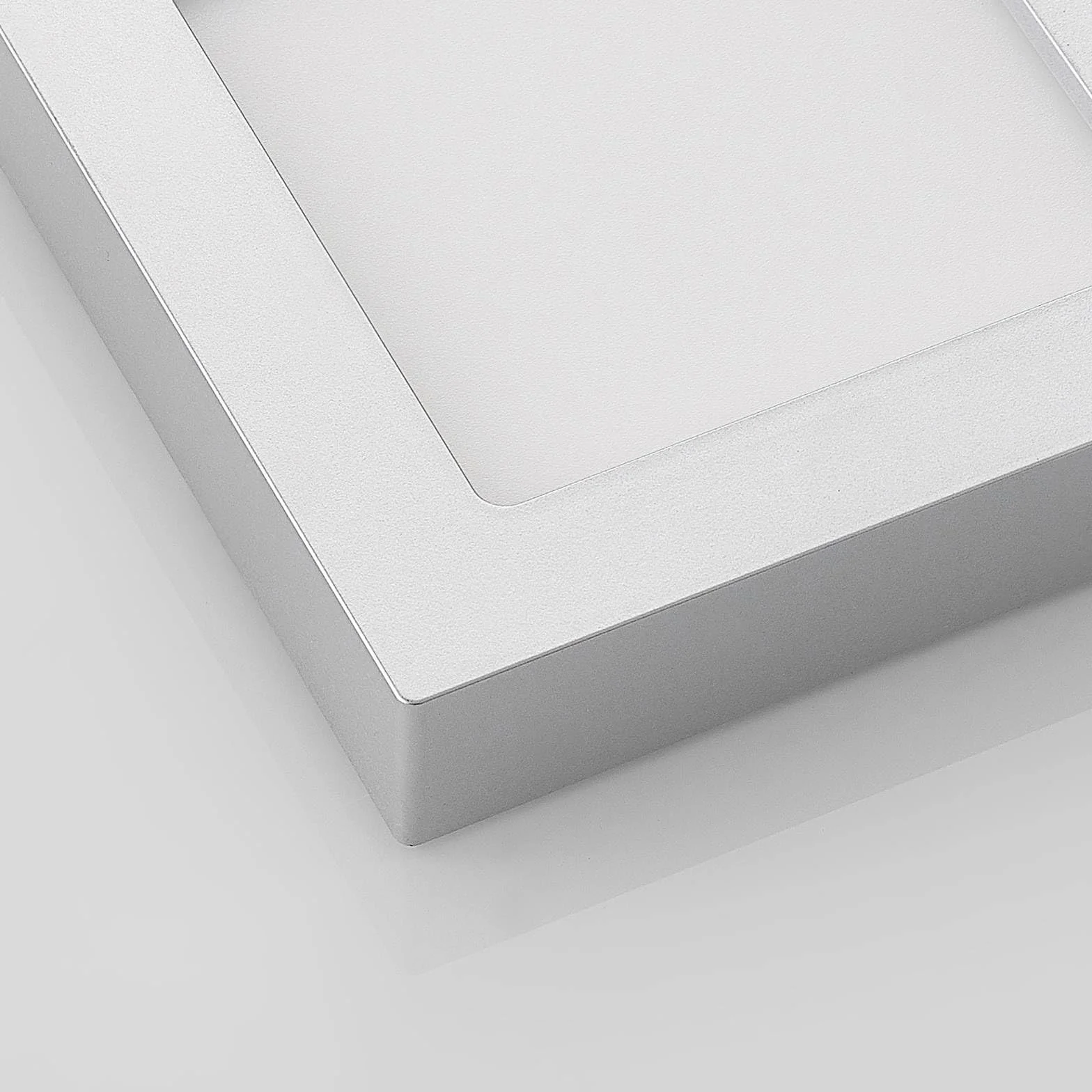 Lámpara de techo LED Alette gris aluminio baño 1 llama plafón