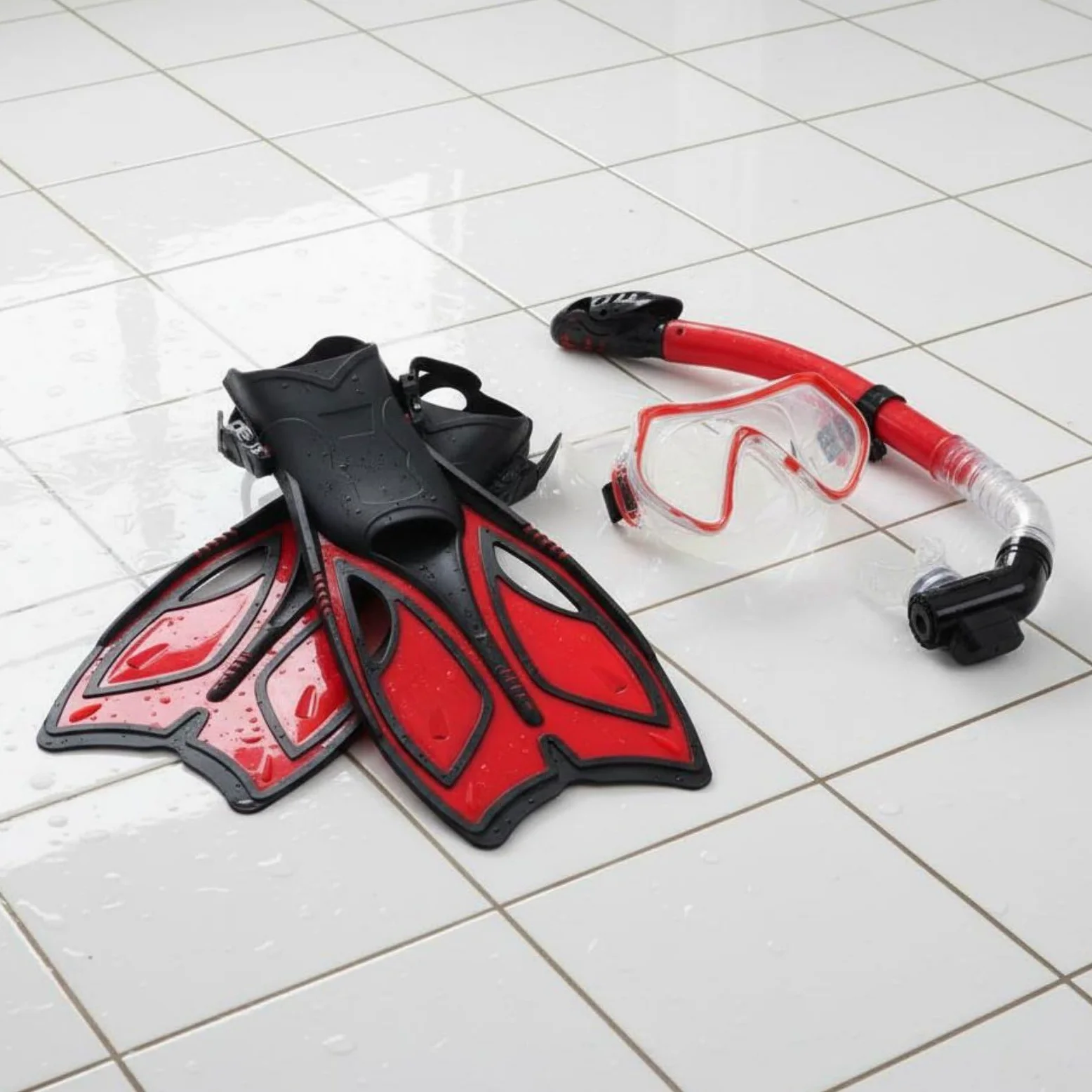 Amagogo Aletas y Máscara Equipo de Snorkel Conjunto Completo Gafas Visión Panorámica Silicona Flexible Tubo Seco Cierre Automático Aletas Ligeras Reducción de