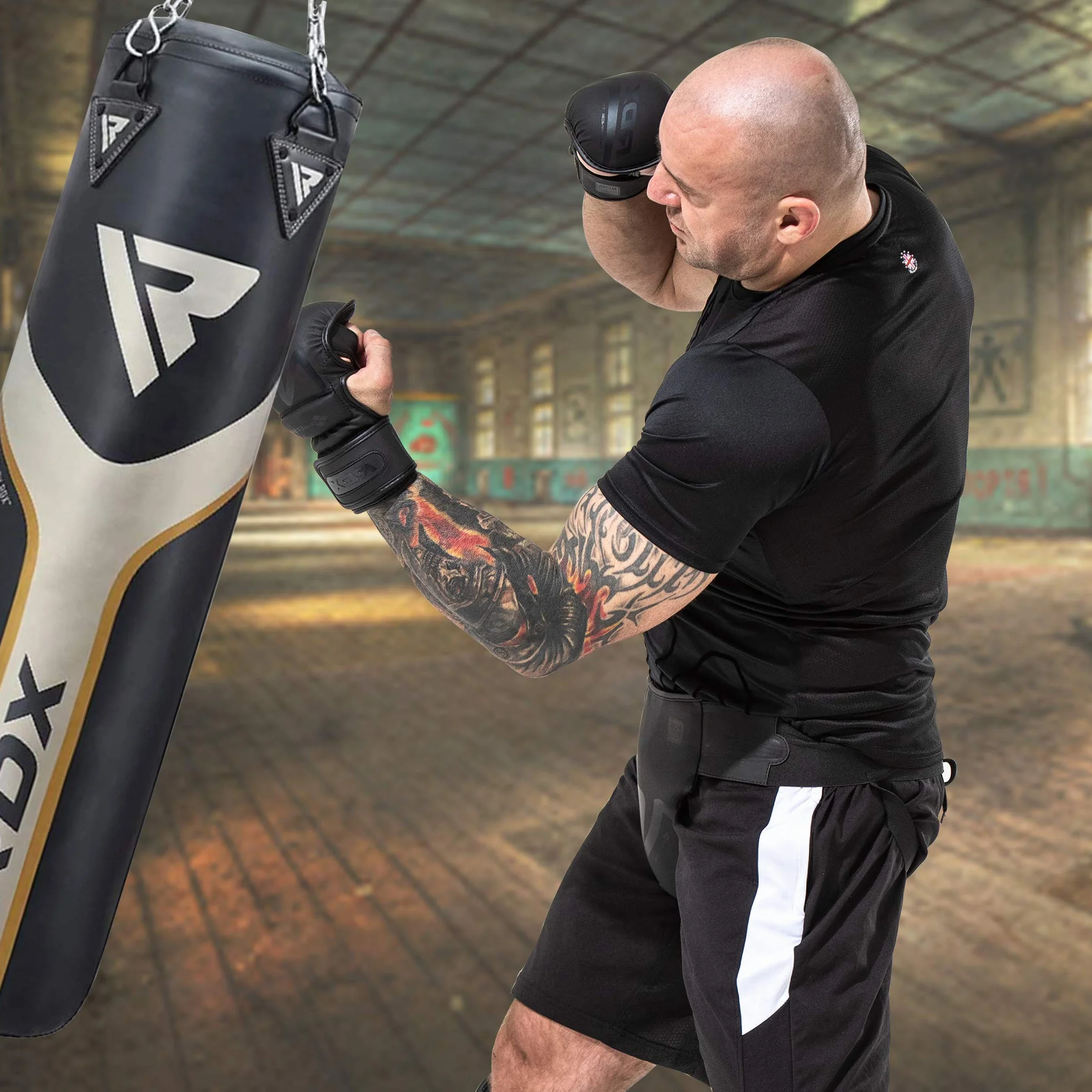 RDX MMA Guantes para artes marciales Grappling Entrenamiento, Convex Piel Kickboxing Guantes, Grande para Muay Thai, Sparring, Saco Boxeo, Combate en Jaula Gloves