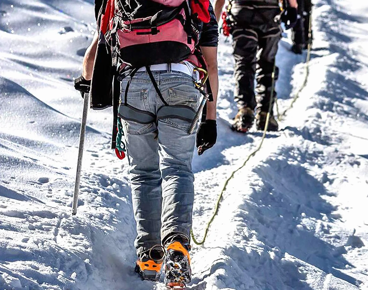 Crampones auténticos Puntas de Acero Inoxidable y Silicona Duradera, antideslizamiento, crampones de Hielo, crampones de Nieve para Caminar, Senderismo, Alpinismo en Invierno