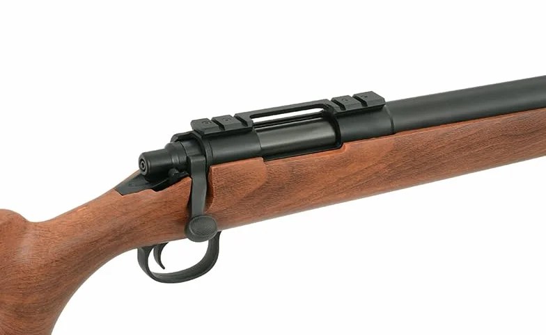 Rifle Francotirador Sniper Airsoft 6 mm VSR-10 CM.701C-U Cyma Madera. Potencia 2,5 Julios. Incluye 1 Cargador. Acción Manual o de Muelle. Versión upgradeada 520 fps